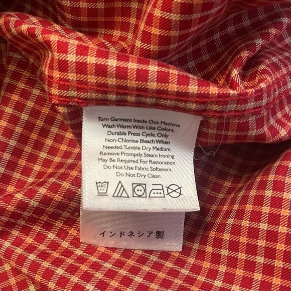 Eddie Bauer Red Plaid Casual Button Down Shirt Size M Relaxed Fit Checked L/S - Picture 8 of 11